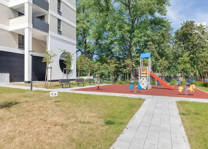 y Platany Z Parkingiem By Noclegi Renters